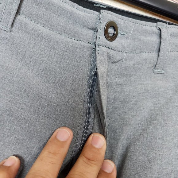 Volcom Surf & Turf 4 Way Stretch Shorts Men's 30 Gray Flat Front Chino Casual - Picture 4 of 11